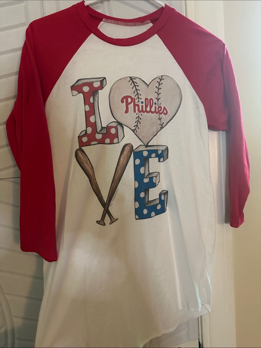 Phillies Red & White Raglan Baseball Love Tee - women’s xs